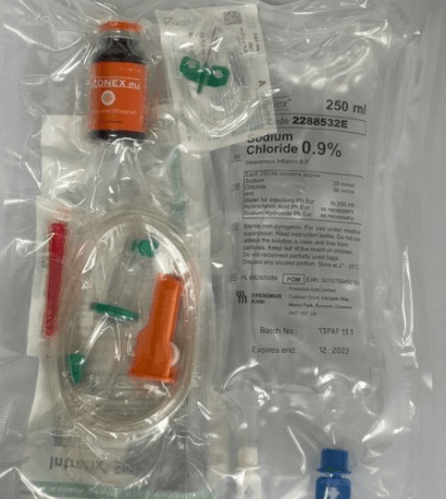 High-Dose Intravenous Vitamin C Therapy IV Drip Set with 250ml Sodium Chloride 0.9% Solution for immune system and anti-oxidant booster